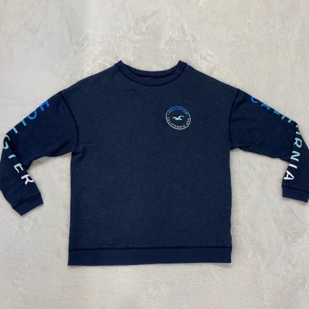 Hollister long sleeved shirt